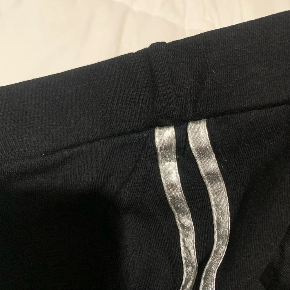 Black Leggings with 2 Metallic Silver Side Stripes